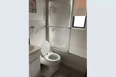 2564 Paulding Avenue, Bronx, NY 10469 - Photo 9