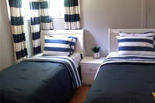 28 Pine St, Central Islip, NY 11722 - Photo 9