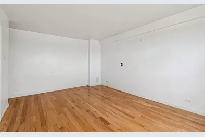 10230 66 Road #19D, Forest Hills, NY 11375 - Photo 17