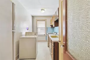 37-35 93rd St, Jackson Heights, NY 11372 - Photo 9