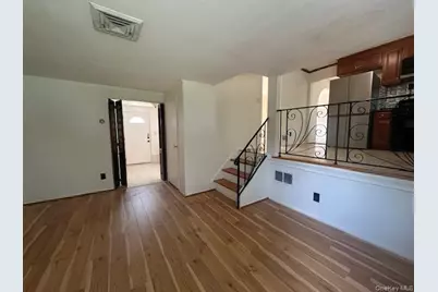 103 Wayne Street, Jericho, NY 11753 - Photo 15