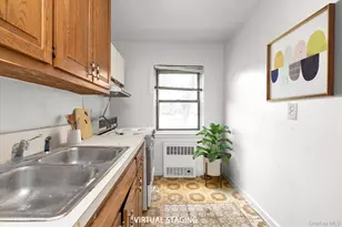 196-32 69th Ave, Fresh Meadows, NY 11365 - Photo 5