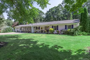 43 Fox Ln, Shoreham, NY 11786 - Photo 3