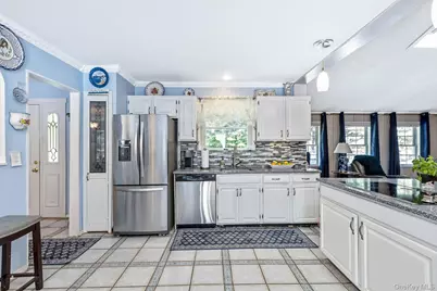 43 Fox Lane, Shoreham, NY 11786 - Photo 17