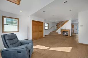 74 Aster Pl, Bronx, NY 10465 - Photo 3