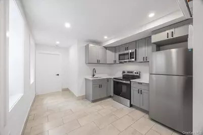 2740 Sexton Place, Bronx, NY 10469 - Photo 11