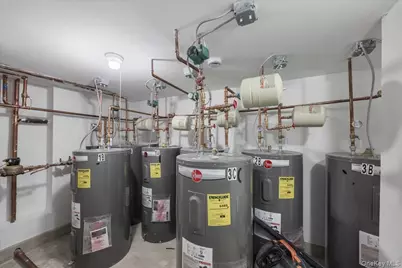 2740 Sexton Place, Bronx, NY 10469 - Photo 29