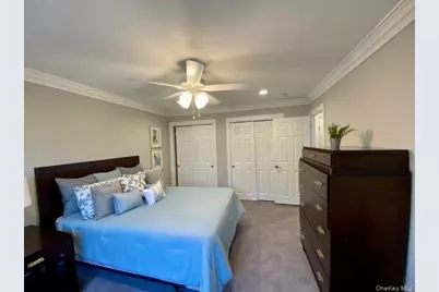 28 Williams Boulevard #28-1H, Lake Grove, NY 11755 - Photo 11