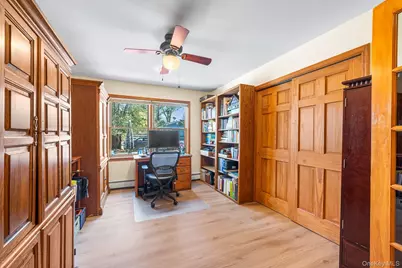 8 Oak Drive, New Windsor, NY 12553 - Photo 15