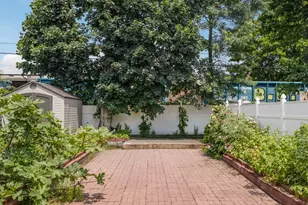 82-19 77th Ave, Glendale, NY 11385 - Photo 13