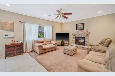 7 Sara Court, Nesconset, NY 11767 - Photo 23