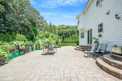 7 Sara Court, Nesconset, NY 11767 - Photo 5