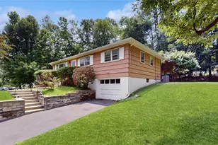 30 Paul Ct, Pearl River, NY 10965 - Photo 3