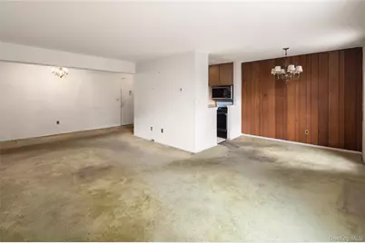 25 Stewart Place #514, Mount Kisco, NY 10549 - Photo 5