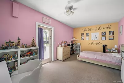 10 Hunter Avenue, Miller Place, NY 11764 - Photo 11