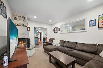 10 Hunter Avenue, Miller Place, NY 11764 - Photo 5