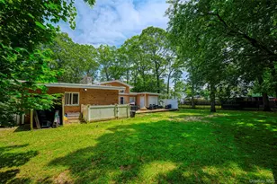 10 Hunter Ave, Miller Place, NY 11764 - Photo 41