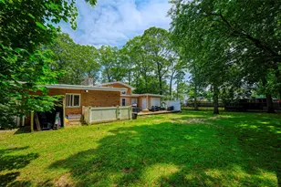 10 Hunter Ave, Miller Place, NY 11764 - Photo 41