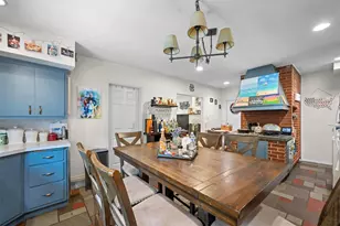 10 Hunter Ave, Miller Place, NY 11764 - Photo 9