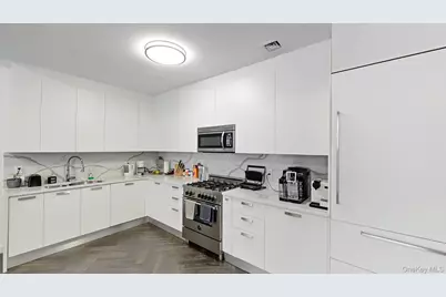 1414 W 4th Street #PENTHOUSE 5, Brooklyn, NY 11204 - Photo 3