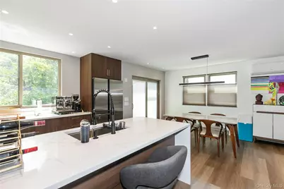 65 Oak Ridge Lane, Albertson, NY 11507 - Photo 9