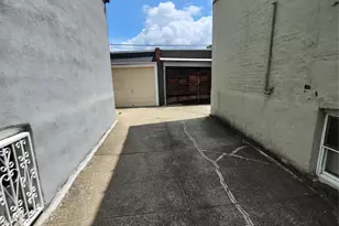 317 E 49th St, Brooklyn, NY 11203 - Photo 11