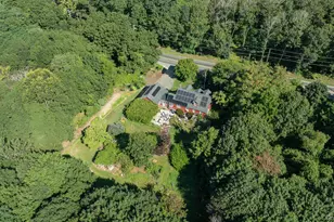 5660 Sound Ave, Mattituck, NY 11952 - Photo 3