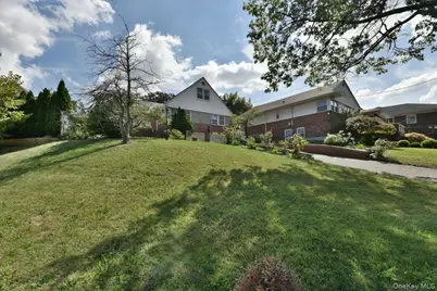 8601 Marengo Street, Hollis, NY 11423 - Photo 5