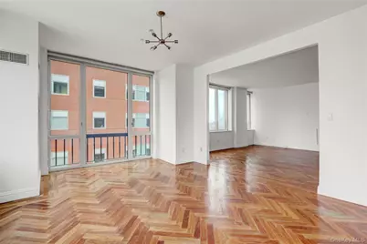 90 E End Avenue #10B, New York, NY 10028 - Photo 13