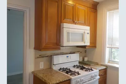 70-50 260th Street #H-2, Glen Oaks, NY 11004 - Photo 5