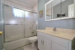 47 Midway St, Patchogue, NY 11772 - Photo 21