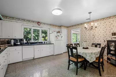 6 Century Ridge Road, Purchase, NY 10577 - Photo 11