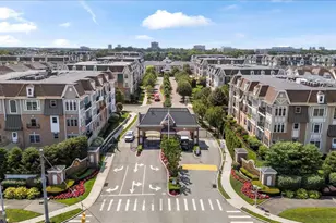 481 Pacing Way, Westbury, NY 11590 - Photo 41