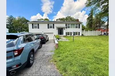 18 Park Hill Drive, New Windsor, NY 12553 - Photo 1