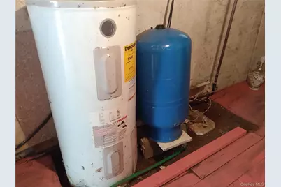 35 Lake Claire Drive, Middletown, NY 10940 - Photo 17