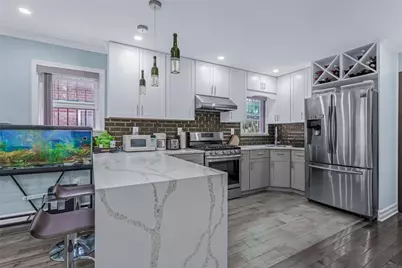 5640 Francis Lewis Boulevard, Bayside, NY 11364 - Photo 5