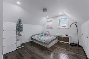 56-40 Francis Lewis Blvd, Bayside, NY 11364 - Photo 11