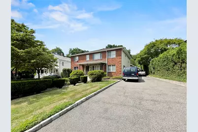 43 Elm Avenue, Glen Cove, NY 11542 - Photo 11