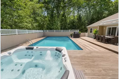 60 Quogue Riverhead Road, Quogue, NY 11959 - Photo 3