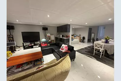 164-22 73rd Ave, Fresh Meadows, NY 11366 - Photo 17