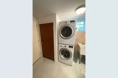 164-22 73rd Ave, Fresh Meadows, NY 11366 - Photo 21