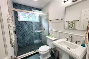 122 Lewis Rd, East Quogue, NY 11942 - Photo 17