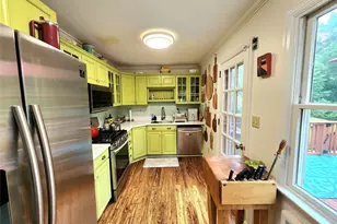 122 Lewis Rd, East Quogue, NY 11942 - Photo 23