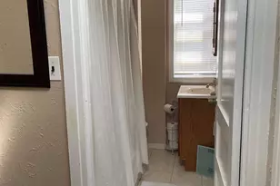 43-17 248th St, Little Neck, NY 11363 - Photo 21