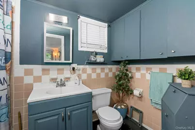 32 Tier Street, Bronx, NY 10464 - Photo 21