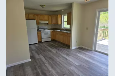 105-107 E Cold Spring Road, Monticello, NY 12701 - Photo 13