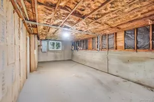 710 Fishermans Rd, Baldwin, NY 11510 - Photo 31