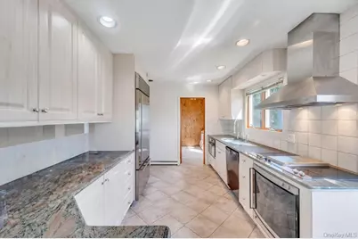 710 Fishermans Road, Baldwin, NY 11510 - Photo 9