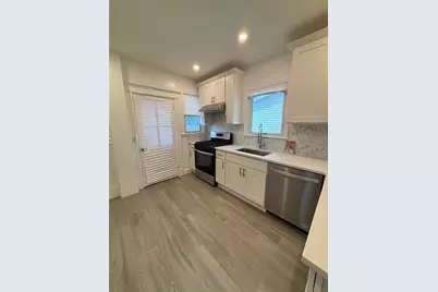 219-06 101 Ave., Queens Village, NY 11429 - Photo 5