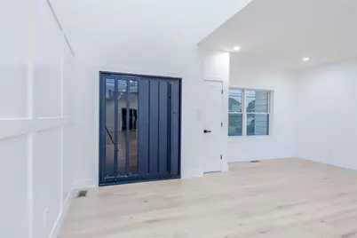 9 Friends Lane, Westbury, NY 11590 - Photo 5